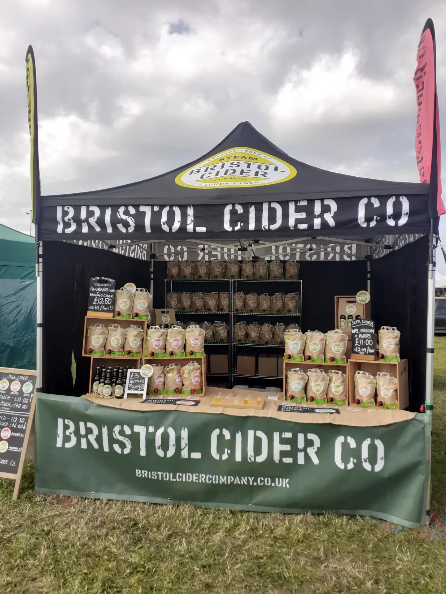 Cider stand at Blenheim Palace Food Festival
